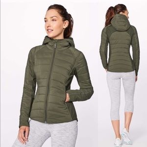Lululemon extra mile jacket olive green size 4